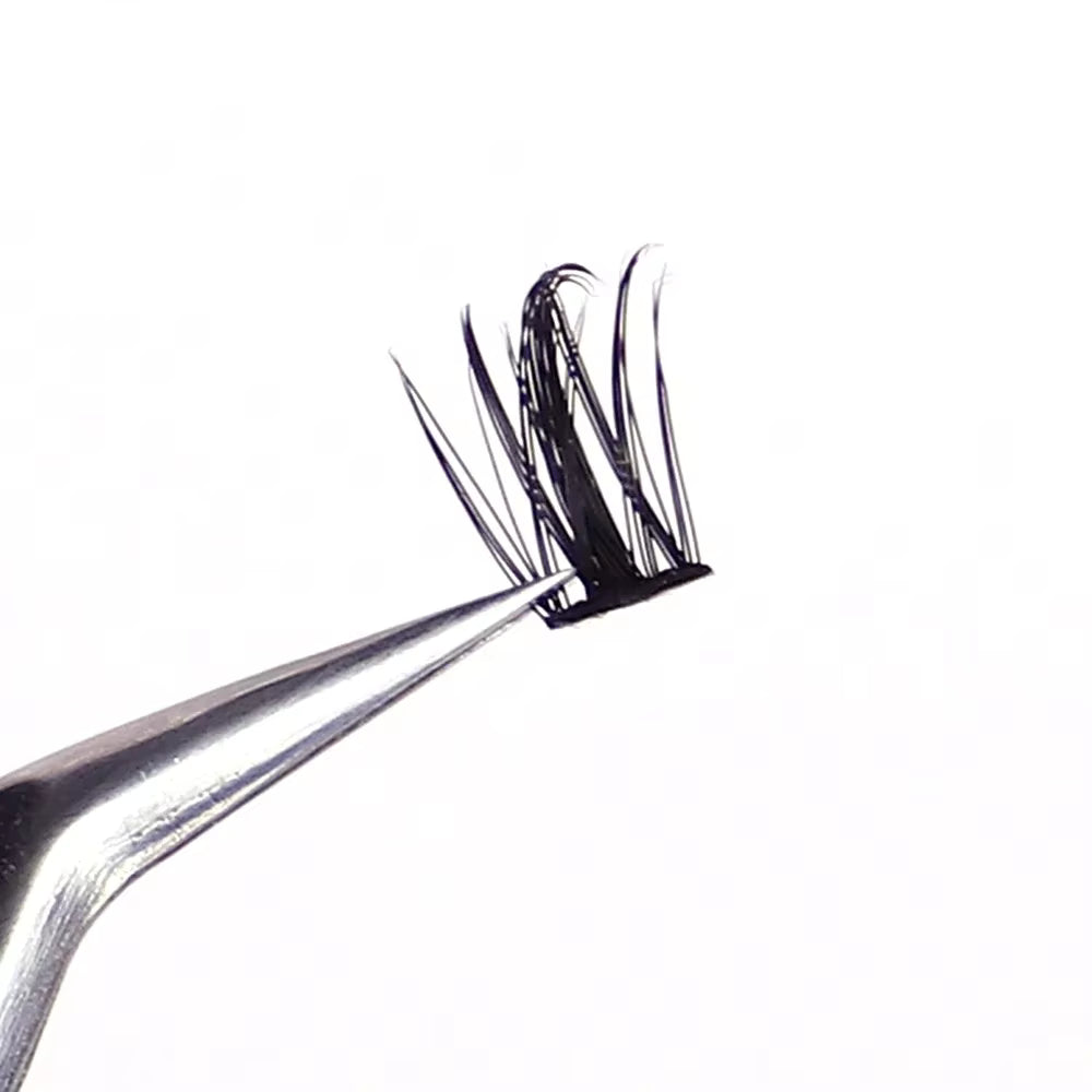 Luxe Wispy Volume Lashes